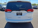Used 2018 Chrysler Pacifica Limited image 5