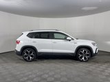 Used 2022 Volkswagen Taos SEL image 5