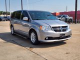 Used 2020 Dodge Grand Caravan SE image 4