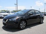Used 2020 Nissan Versa SV image 3