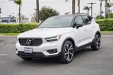 Used 2020 Volvo XC40 T5 R-Design image 3