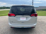 Used 2017 Chrysler Pacifica Touring-L Plus w/ Advanced Safetytec Group image 4