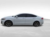 Used 2020 Ford Fusion SEL image 3