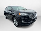 Used 2019 Ford Edge Titanium w/ Cold Weather Package image 3