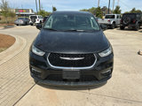 Used 2023 Chrysler Pacifica Touring-L image 3