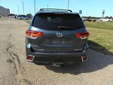 Used 2018 Toyota Highlander AWD V6 image 3