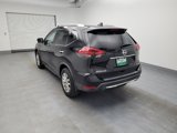 Used 2018 Nissan Rogue SV image 5