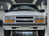 Used 2001 Chevrolet Blazer LT w/ Shield Pkg image 2
