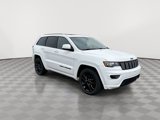 Used 2019 Jeep Grand Cherokee Altitude image 2