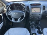 Used 2014 Kia Sorento SX image 3