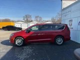 New 2025 Chrysler Pacifica Select image 5