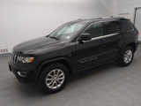 Used 2021 Jeep Grand Cherokee Laredo image 2
