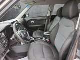 Used 2018 Kia Soul + image 5