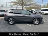 Used 2022 Jeep Cherokee Limited image 2
