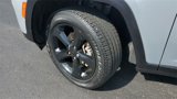 Certified 2022 Jeep Grand Cherokee Altitude image 4