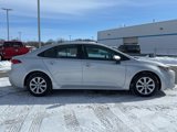 Used 2022 Toyota Corolla LE image 3