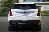 Certified 2022 Cadillac XT5 Premium Luxury w/ LPO, ONYX Package image 5