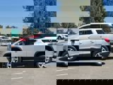 Used 2018 GMC Acadia SLE image 2