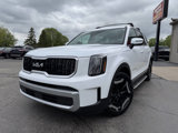 Used 2023 Kia Telluride EX w/ EX Captain's Chair Package image 2