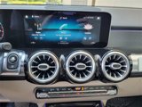 Used 2020 Mercedes-Benz GLB 250 image 3