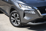 Used 2023 Nissan Rogue SV image 3