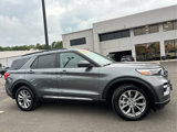 Certified 2022 Ford Explorer XLT w/ Equipment Group 202A image 3
