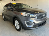 Used 2017 Kia Sorento LX image 4