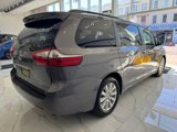 Used 2017 Toyota Sienna XLE image 4