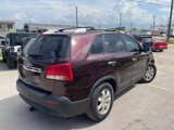Used 2012 Kia Sorento LX w/ Convenience Pkg image 3