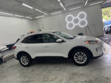 Used 2020 Ford Escape SE image 3