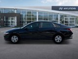 New 2025 Hyundai Elantra SE image 3
