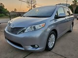 Used 2011 Toyota Sienna XLE image 2