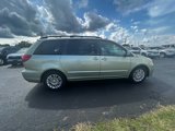Used 2008 Toyota Sienna XLE image 2