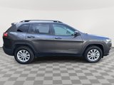 Used 2022 Jeep Cherokee Latitude Lux image 5