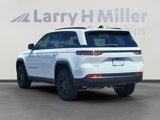 New 2025 Jeep Grand Cherokee Altitude image 3