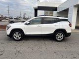 Used 2022 GMC Terrain SLE w/ Driver Convenience Package image 2