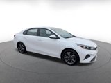 Used 2024 Kia Forte LXS image 2