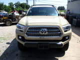 Used 2017 Toyota Tacoma TRD Off-Road image 3