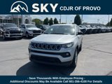 New 2025 Jeep Compass Latitude image 3