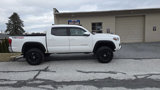 Used 2016 Toyota Tacoma TRD Off-Road image 3