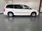 Used 2012 Chrysler Town & Country Touring image 3