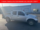 Used 2015 Nissan Frontier SV image 2