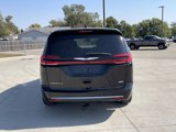 New 2025 Chrysler Pacifica Select image 6