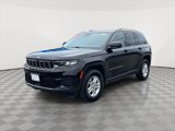 Used 2022 Jeep Grand Cherokee Laredo w/ Luxury Tech Group I image 3