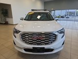 Used 2020 GMC Terrain Denali w/ Denali Premium Package image 3