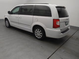 Used 2016 Chrysler Town & Country Touring image 3