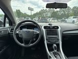 Used 2016 Ford Fusion SE image 3