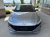 Used 2022 Hyundai Elantra SEL w/ Convenience Package image 3