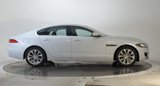 Used 2018 Jaguar XF Premium image 3