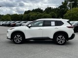 Used 2021 Nissan Rogue SV w/ Premium Package image 3